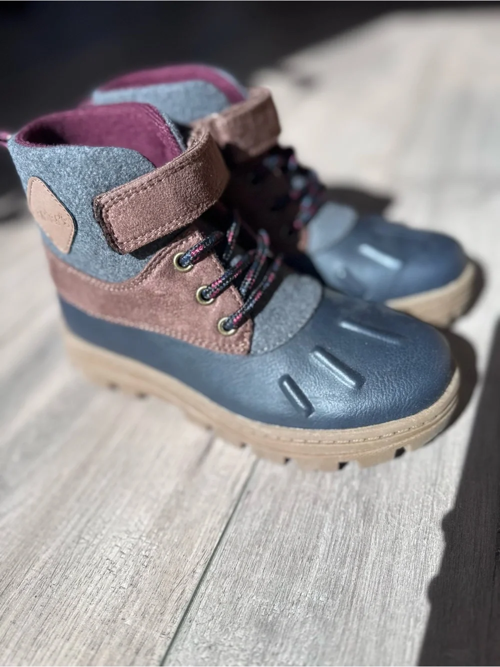 NWT Carter’s Waterproof Ankle Boots Sz 13 Youth Boys Winter Fall Athletic